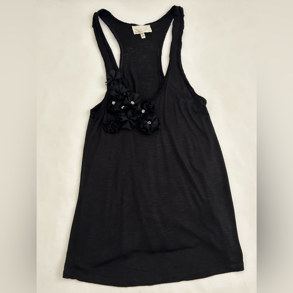 Lush Brand Black Flowy Tank Top Tunic Flower Embellished Sz XS/SM 100% Rayon - Picture 2 of 15